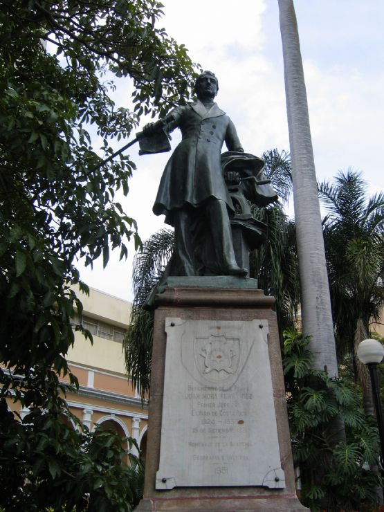 Costa Rica Statues