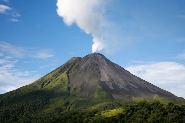 Arenal Volcano erupting