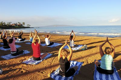 Take a Yoga Class on the Beach During Your Vacation